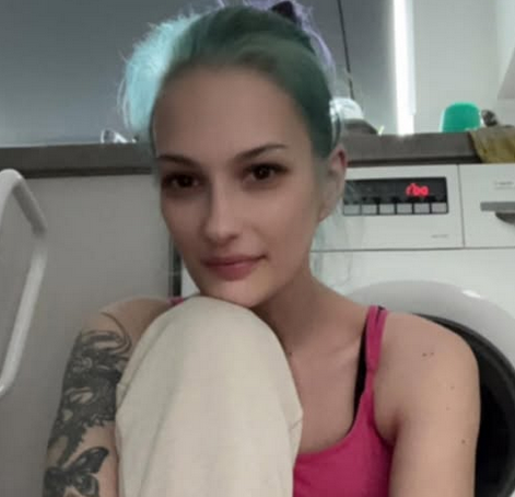 Meet Rae – Disabled UK Artist, Advocate & Wyld Peak Brand Ambassador