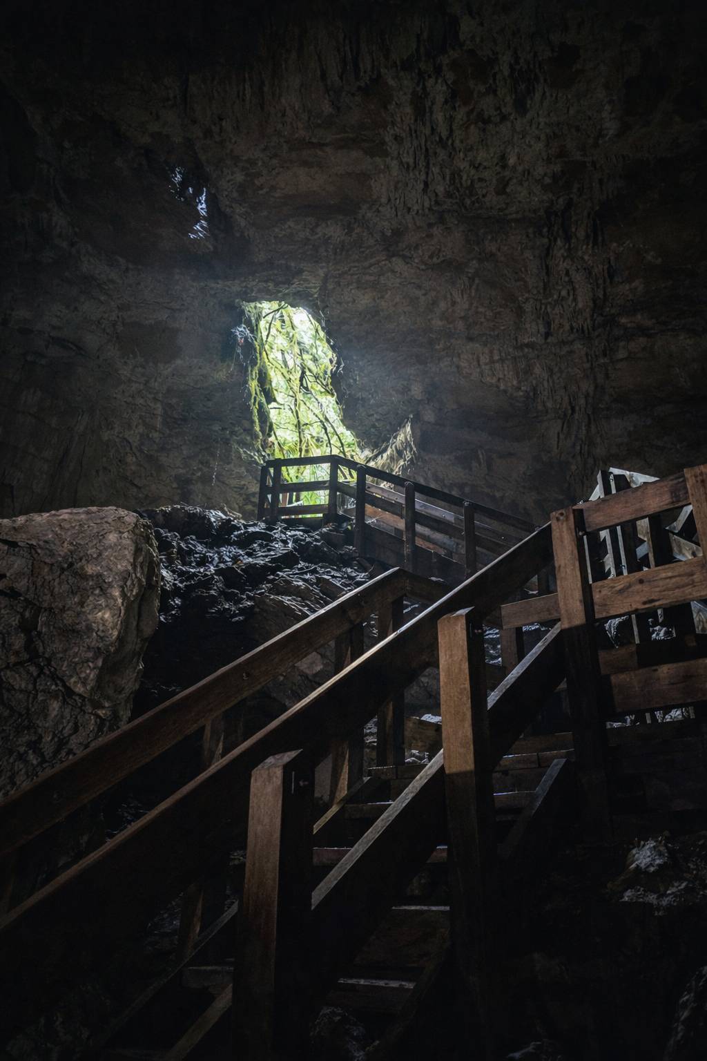 Piripiri Cave Walk: Honest Guide to This Easy Waitomo Cave Stop