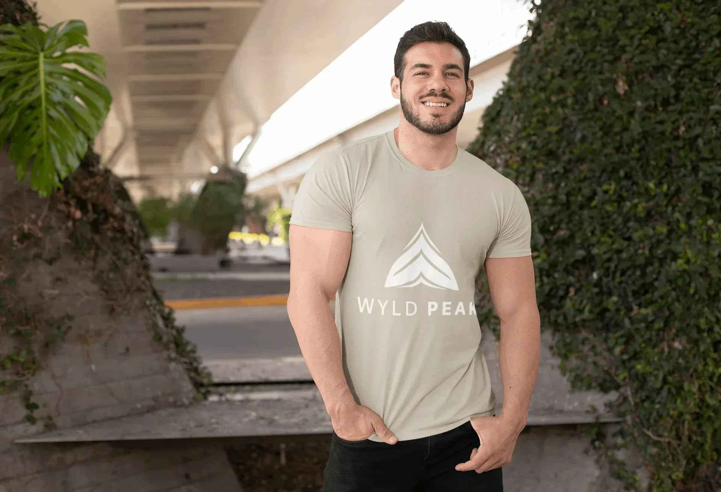 Active Men's Organic Cotton Outdoor T-Shirt – Breathable & Durable