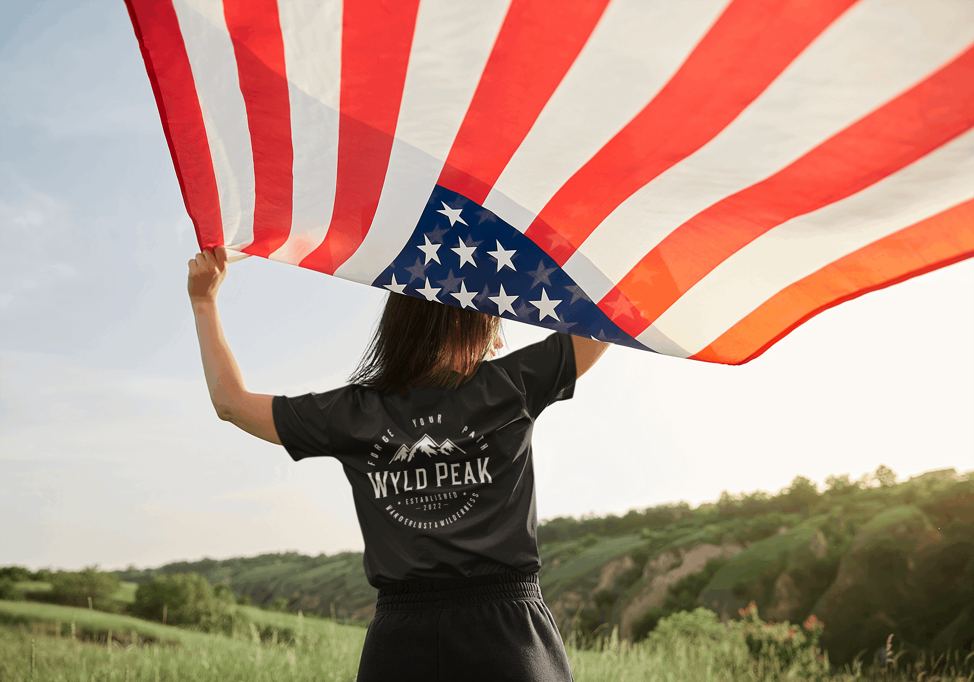 Classic Women's Organic Cotton T-Shirt – Soft & Sustainable Outdoor Tee