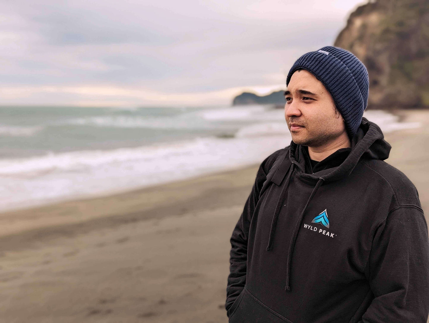 Signature Organic Cotton Hoodie – Soft, Durable Outdoor Sweatshirt