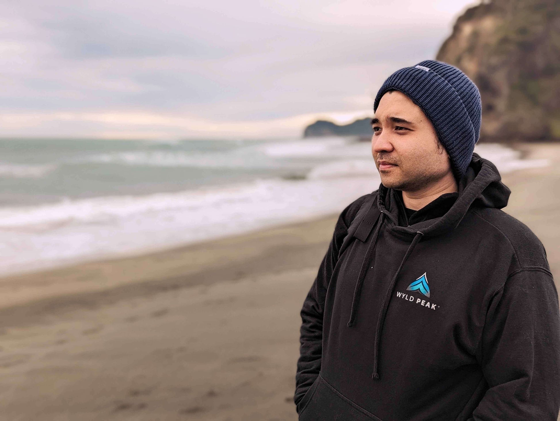 Signature Organic Cotton Hoodie – Soft, Durable Outdoor Sweatshirt