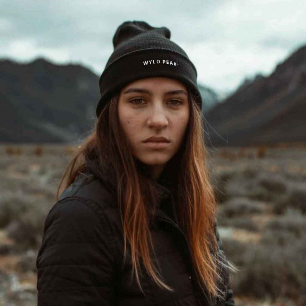Organic Ribbed Beanie – Sustainable, Soft & Unisex Fit